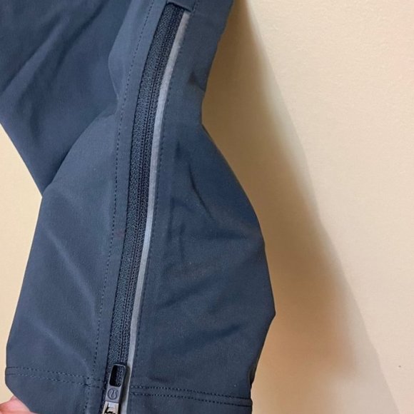 Lululemon Chill Motion grey size S men's pants. Tailored fit. Great condition! - Picture 4 of 8